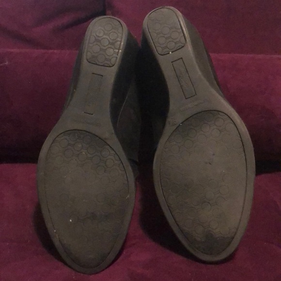 Black platform heels - Picture 3 of 3